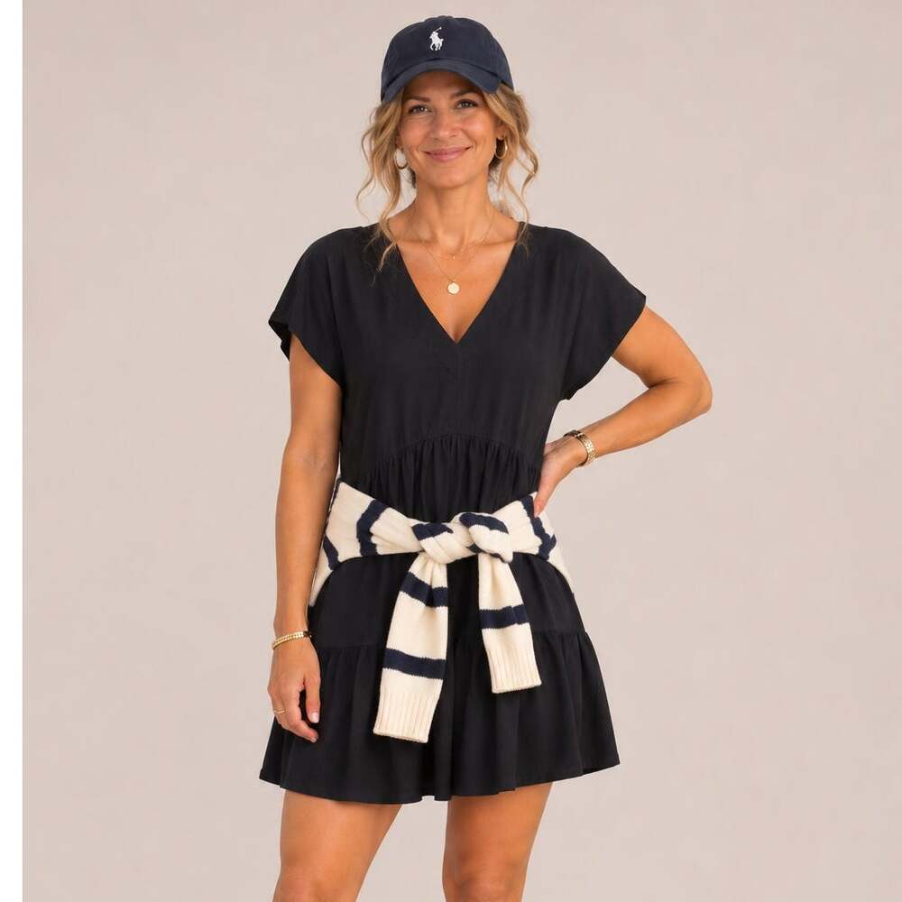 Vineyard Vines Sophie Harbor Performance Tiered Dress XL Black Seersucker Preppy